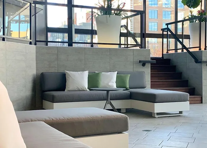 Hotel Doubletree By Hilton Montreal